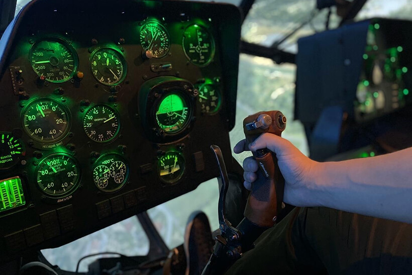 Полёт на симуляторе вертолета МИ-83 Полёт на симуляторе вертолета МИ-83