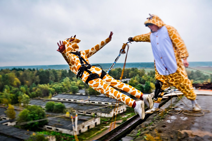 Прыжок с тарзанки с большой высоты4