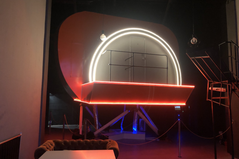 Полёт на авиатренажёре самолёта ТУ-154
0