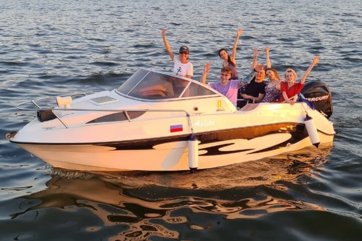 Прогулка на катере в Москве4