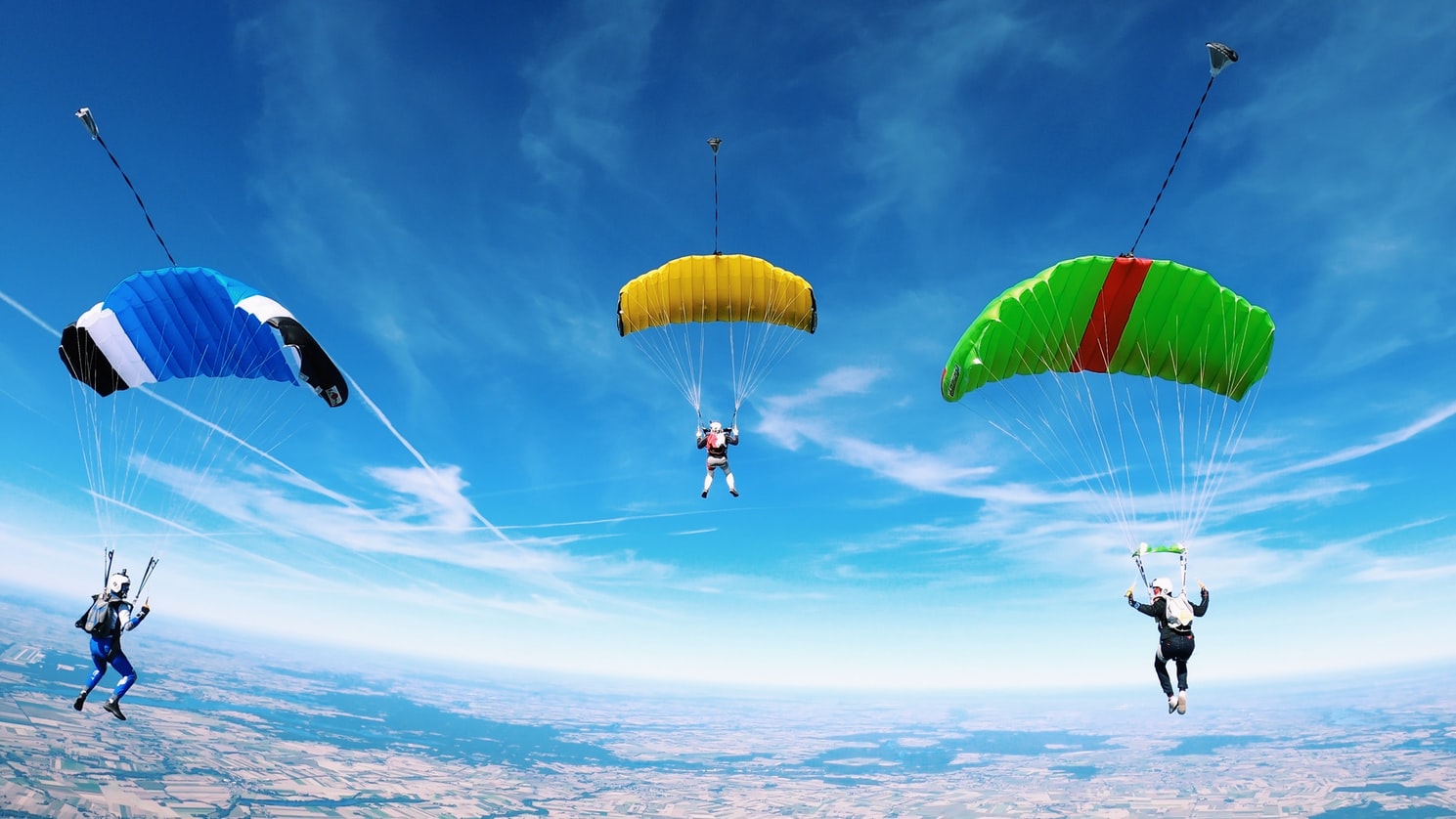 Как прыгнуть с парашютом самому: советы и рекомендации