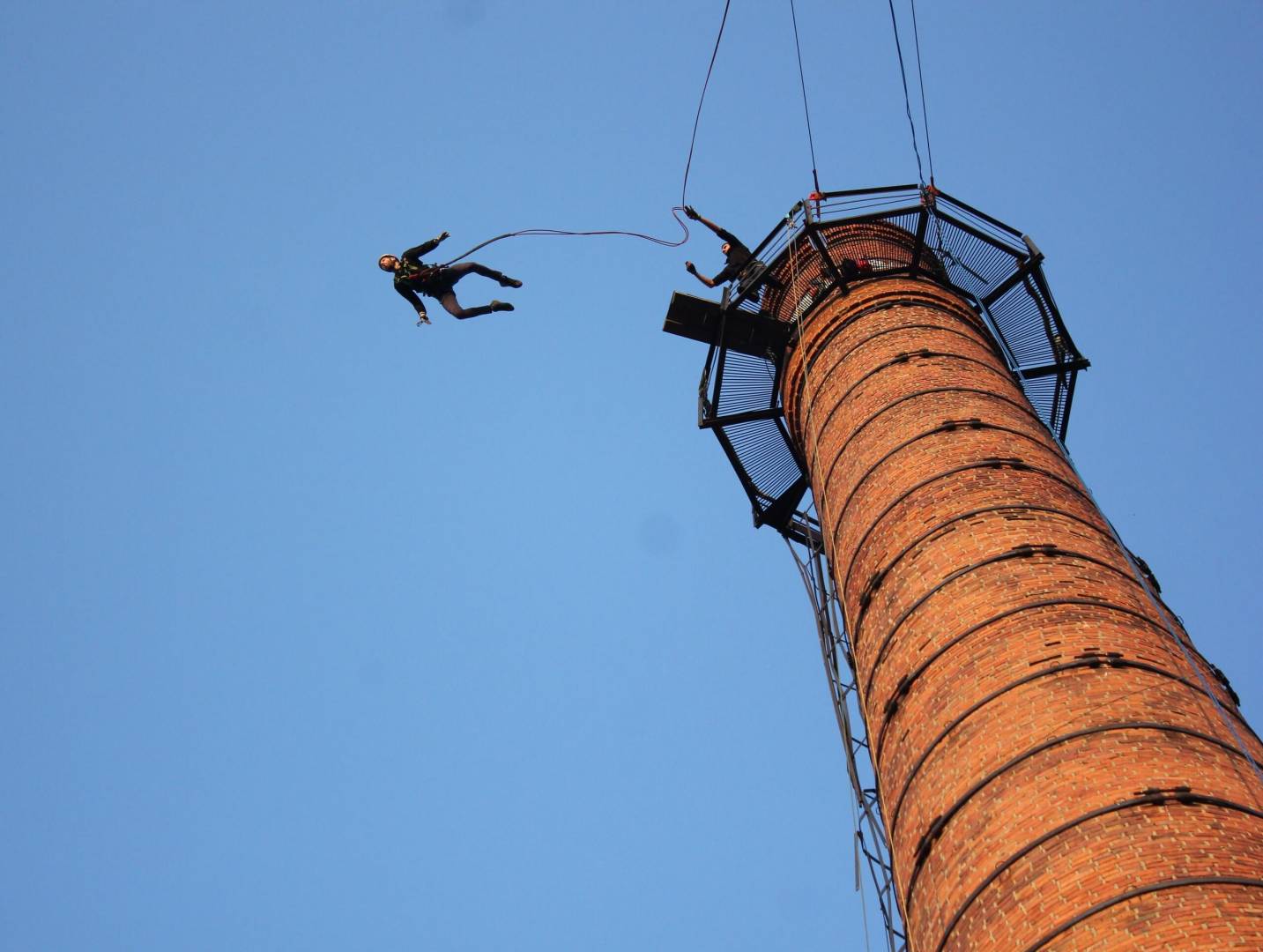 фото прыжок с веревкой в Москве