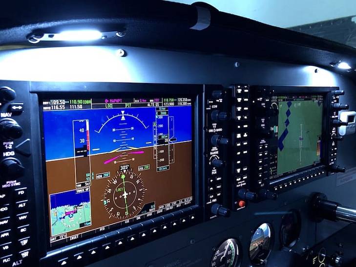 Полёт на авиатренажере самолета Cessna 1722