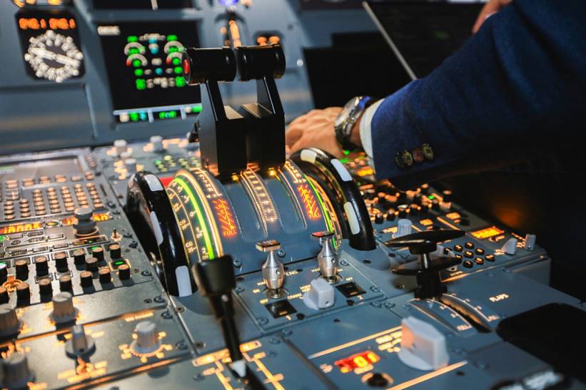 Полёт на авиатренажере самолета Airbus A3203