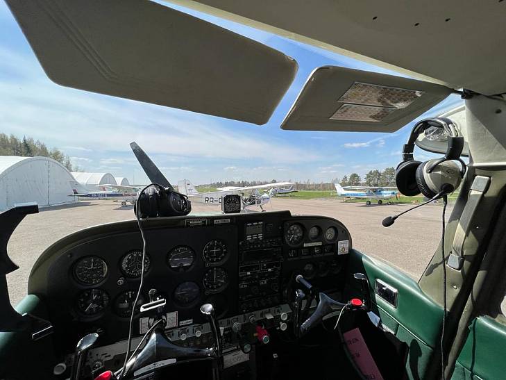 Мастер-класс полет на самолете в подарок5