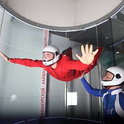 Аэротруба: 7 мин. полёта в будни или 5 мин. в выходные в аэротрубе Ай-Флай (1 чел.)