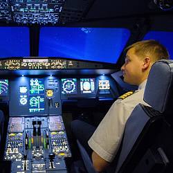 Airbus A320: полет на симуляторе (30 мин)